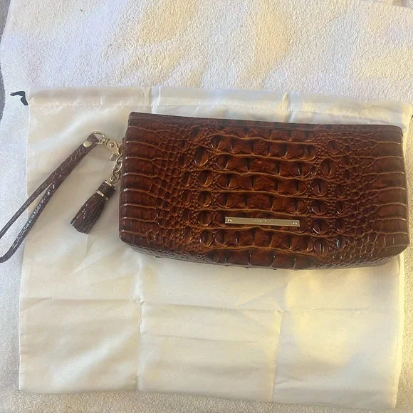 Brahmin Kayla Pecan Melbourne Wristlet Clutch - Picture 1 of 8